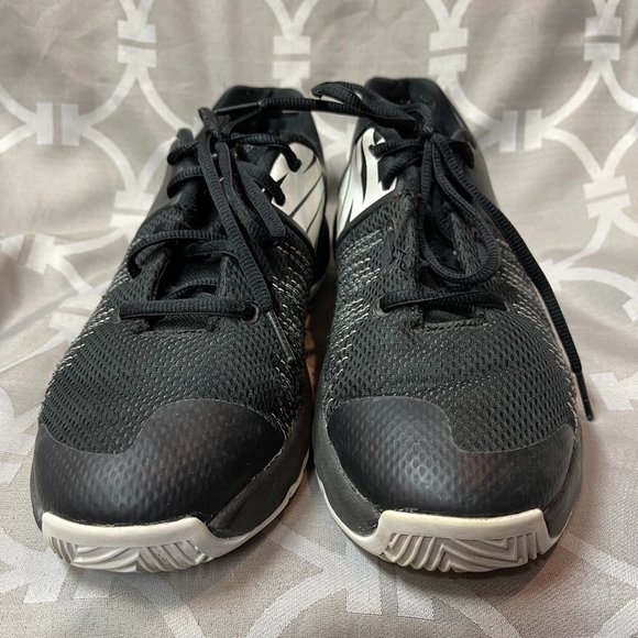 Youth Nike Baskeball Shoe "Hustle" - Picture 4 of 8